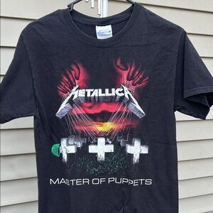Gildan Black Metallica Graphic T-Shirt